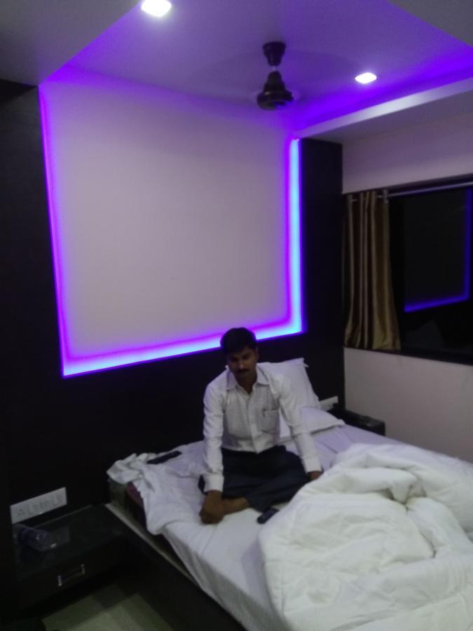 Hôtel Raj Residency & Banquet à Patna  Extérieur photo